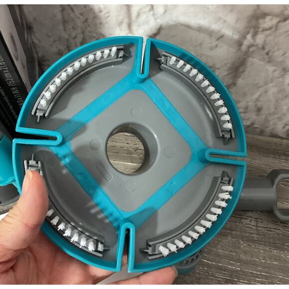 NWT Small Pool & Spa Vacuum Flexible Sides Adjust to Angles - Picture 6 of 6